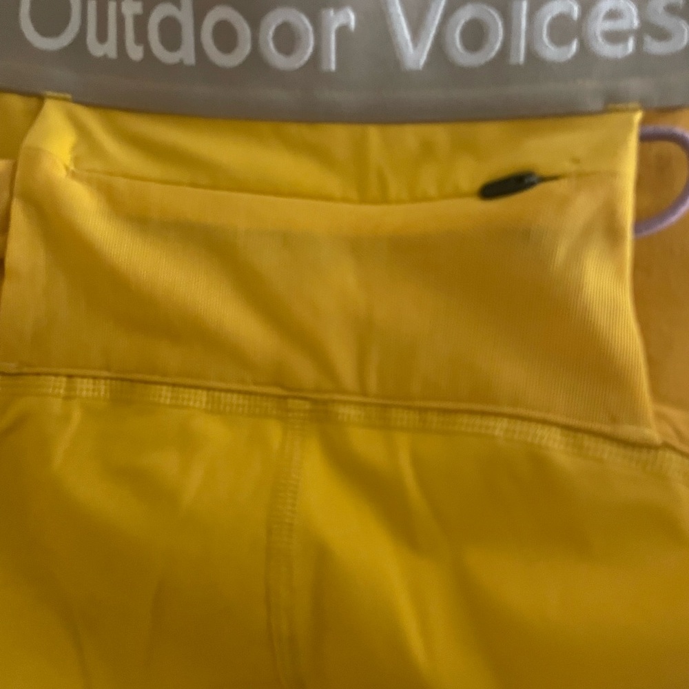 Outdoor Voices Snacks 7/8 Leggings in Cider Yellow - Picture 4 of 8